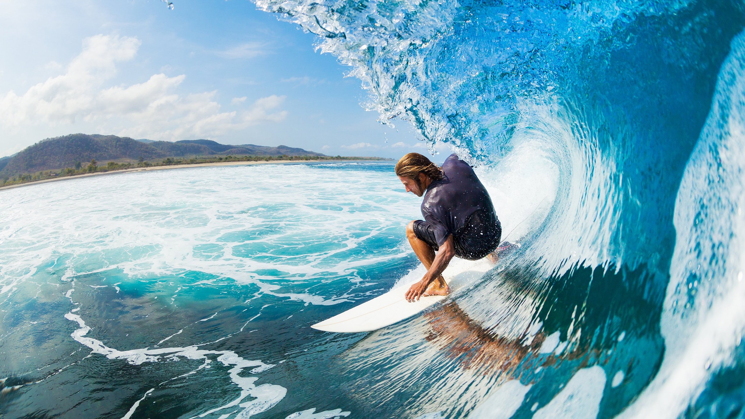 赛场上的“智慧机器人”:未来科技带来的变革,智能机器人赛道
