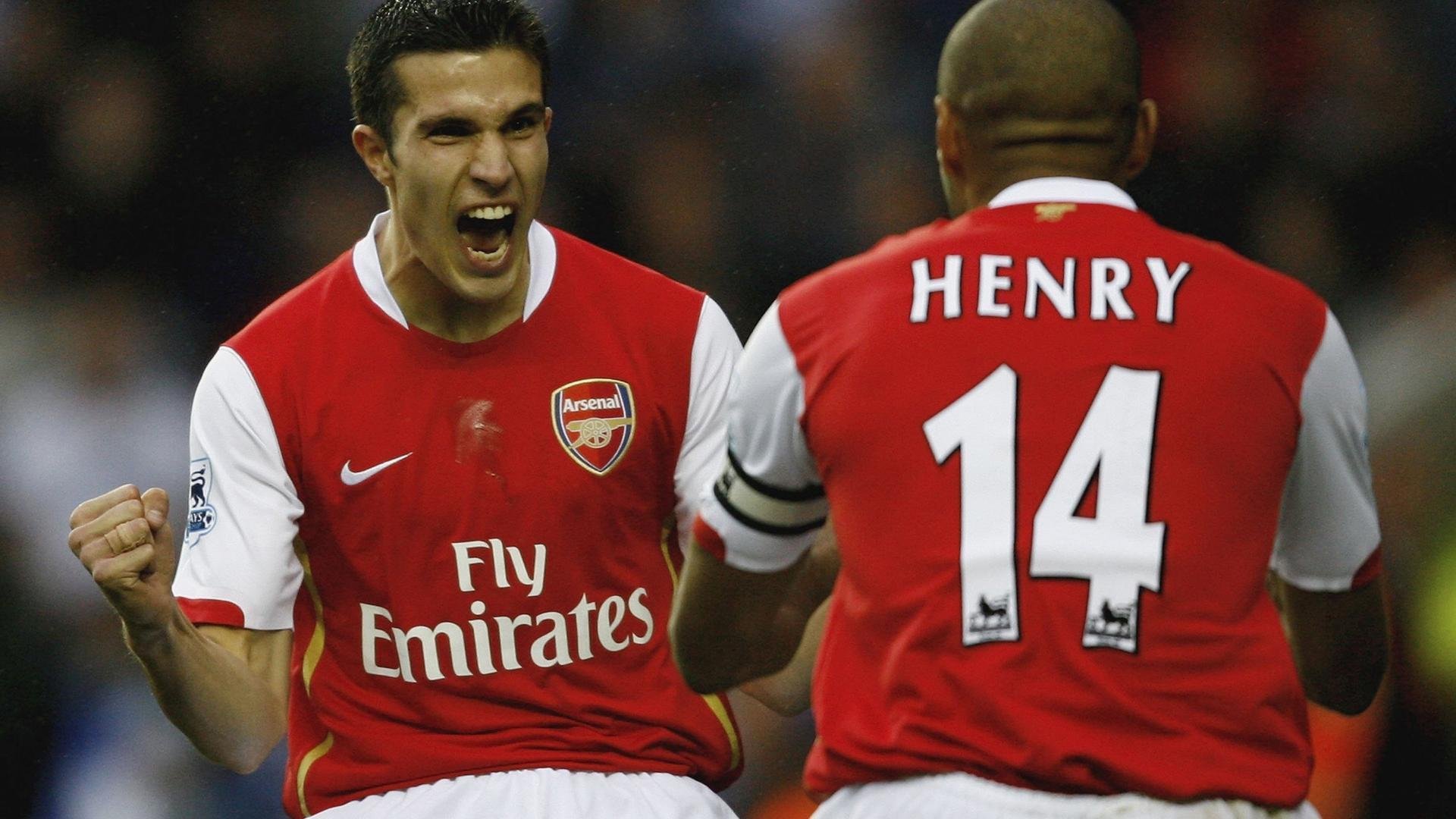 xingkong-逆境中的“英雄战士”：永不停歇的斗志，英雄们的逆行与冲锋给我们中国少年哪些启示